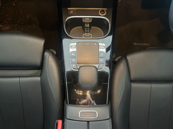 2020-Mercedes-Benz-A-Class-A-200-Sedan image:11