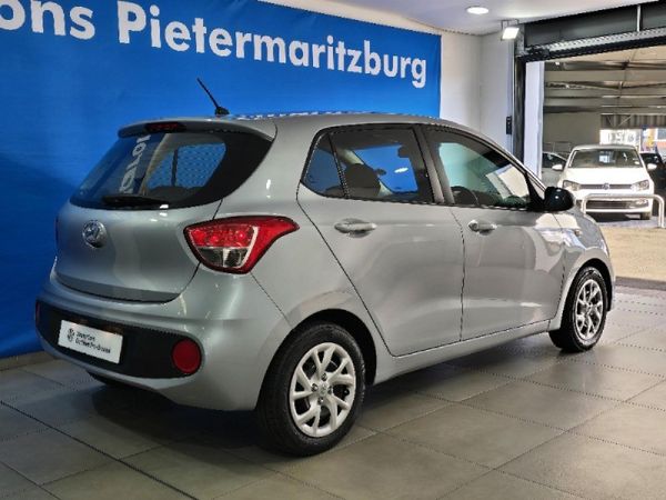 2020-Hyundai-Grand-i10-10-Motion-Auto image:11