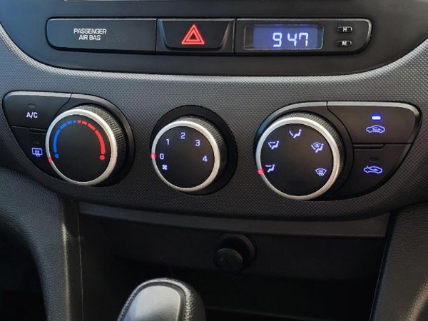 2020-Hyundai-Grand-i10-10-Motion-Auto image:7