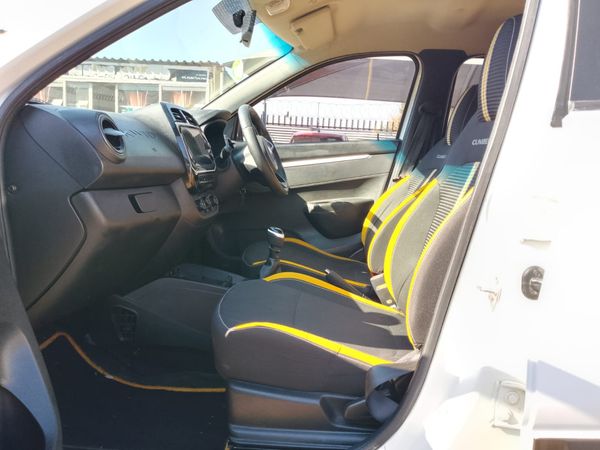 2022-Renault-Kwid-10-climber image:17