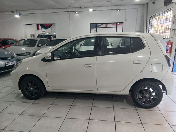 2022-Toyota-Agya-10-Auto image:3