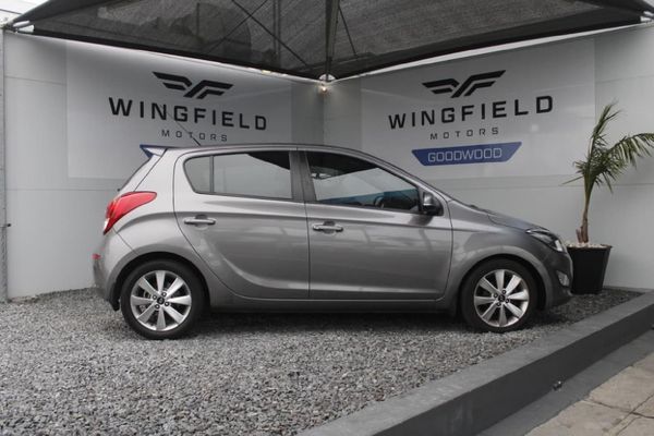 2014-Hyundai-i20-14D-Glide image:2