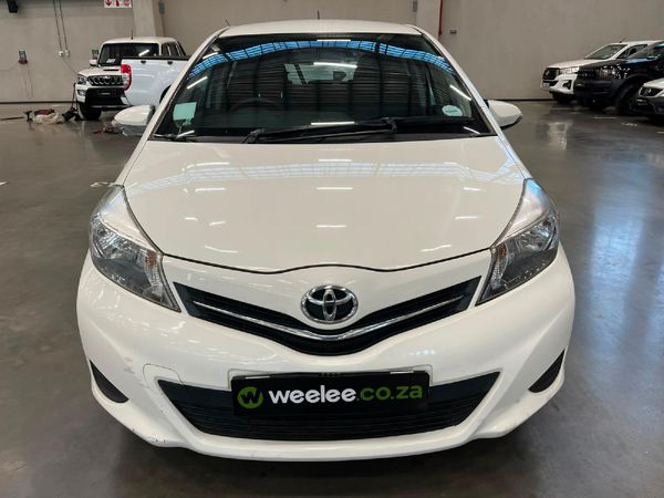 2012-Toyota-Yaris-13-XI-5-dr image:1