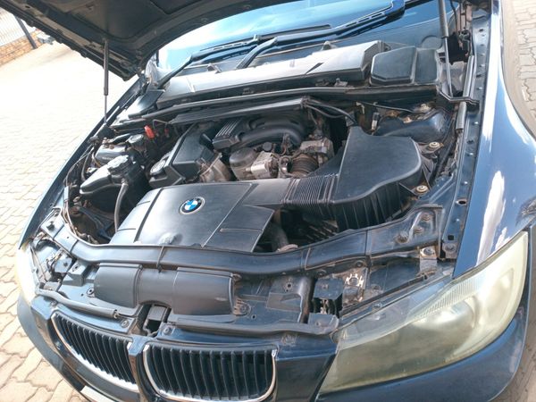2009-BMW-3-Series-320i-Auto image:4