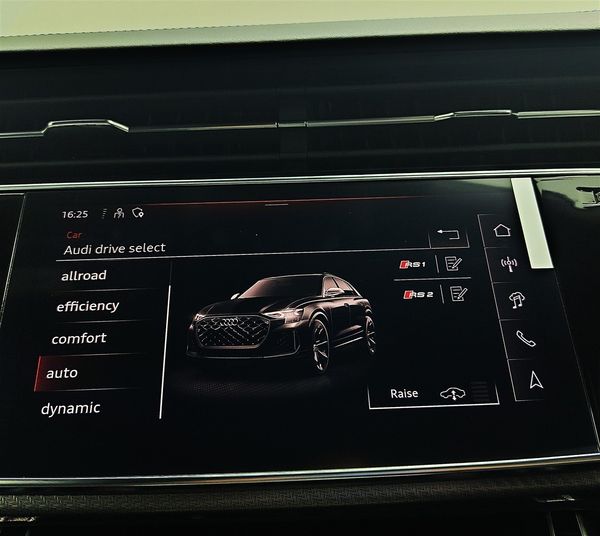 2026-Audi-RSQ8-SUV-PERFORMANCE-QUATTRO-TIPTRONIC image:39