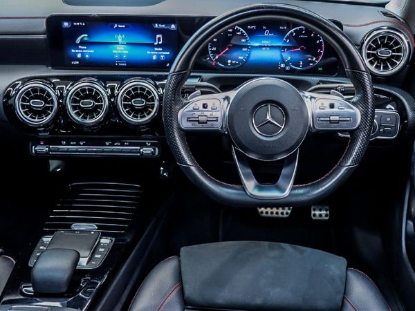 2021-Mercedes-Benz-CLA-200-Auto image:13