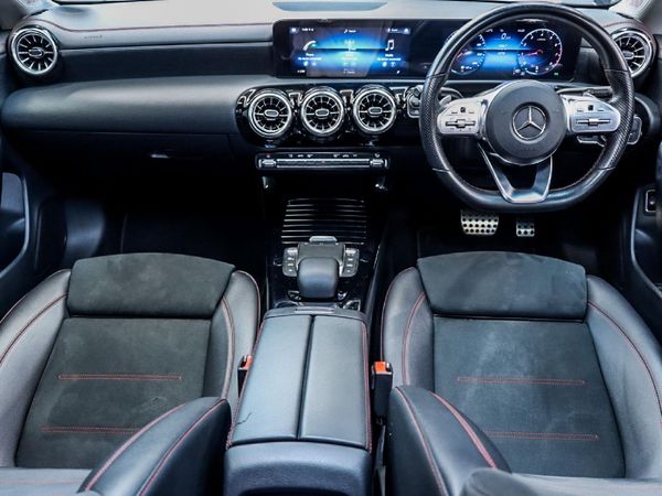 2021-Mercedes-Benz-CLA-200-Auto image:14