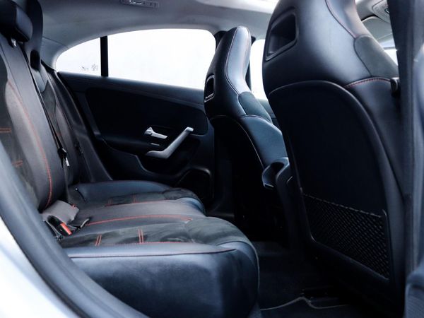 2021-Mercedes-Benz-CLA-200-Auto image:19