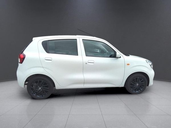 2025-Toyota-Vitz-10-XR-AMT image:7