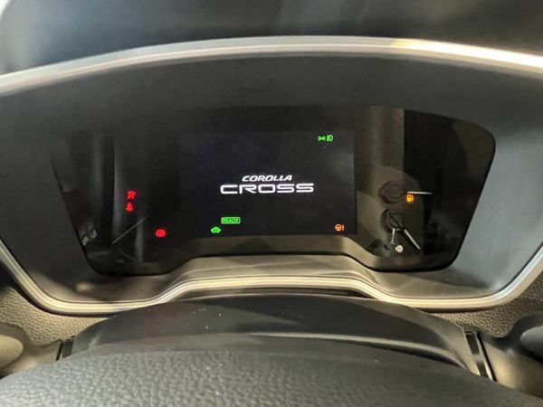 2026-Toyota-Corolla-Cross-18-XS-Hybrid image:10