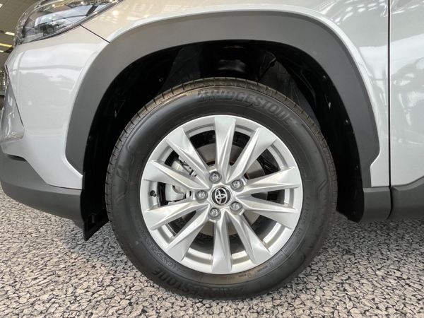 2026-Toyota-Corolla-Cross-18-XS-Hybrid image:6