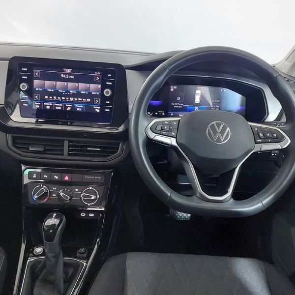 2025-Volkswagen-T-Cross-10-TSI-Life-Auto image:10