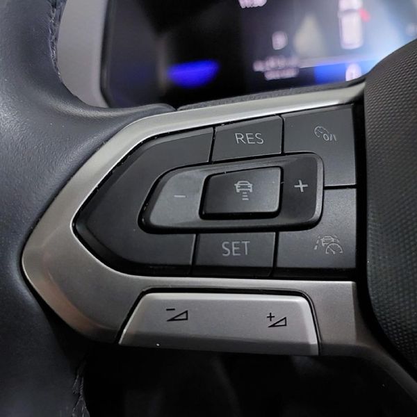 2025-Volkswagen-T-Cross-10-TSI-Life-Auto image:13