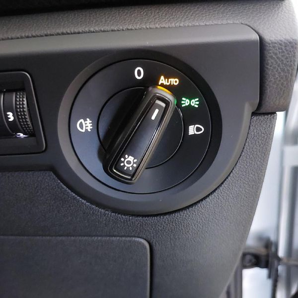 2025-Volkswagen-T-Cross-10-TSI-Life-Auto image:7