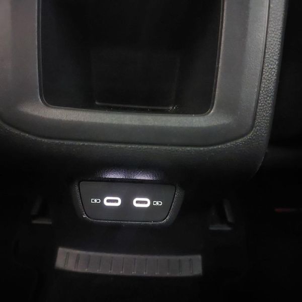 2025-Volkswagen-T-Cross-10-TSI-Life-Auto image:8