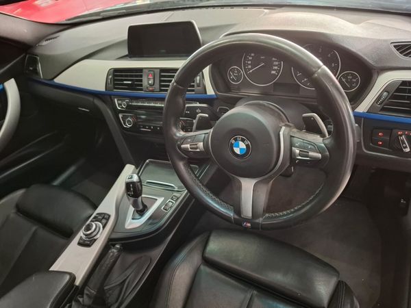 2018-BMW-3-Series-320d-M-Sport-Auto image:15