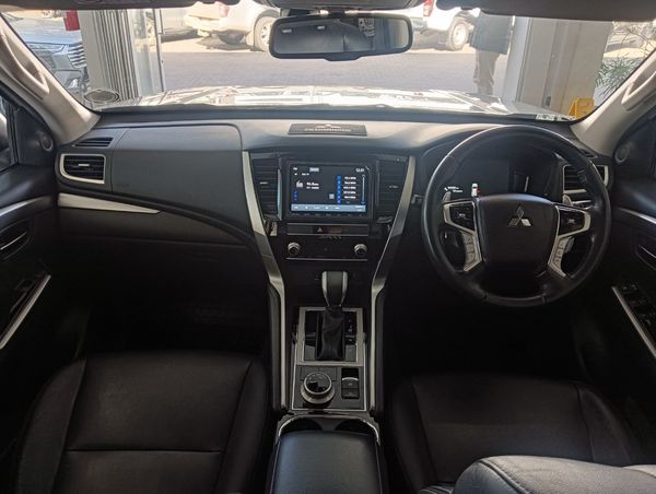 2021-Mitsubishi-Pajero-Sport-24D-4x4-Auto image:8
