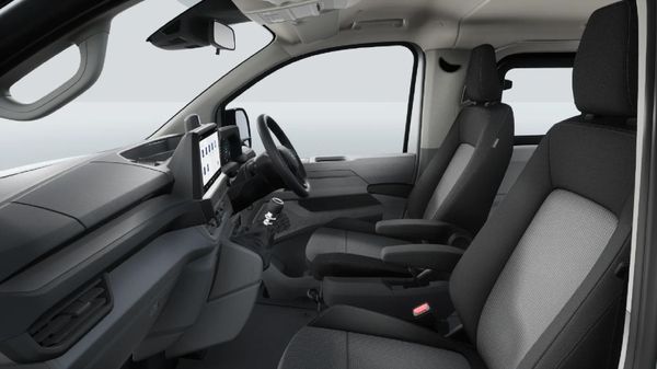 2026-Volkswagen-Transporter-Crew-Bus-20TDI-LWB-81kw-8-Seat image:12