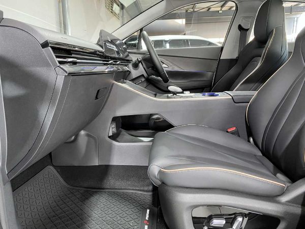 2026-Omoda-C5-15T-Luxury-X image:7