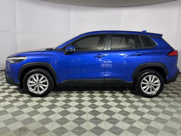 2023-Toyota-Corolla-Cross-18-XI image:18