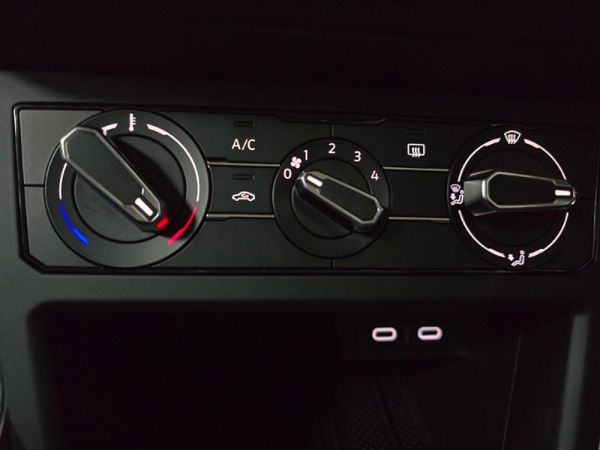 2026-Volkswagen-Polo-10-TSI-Life image:11