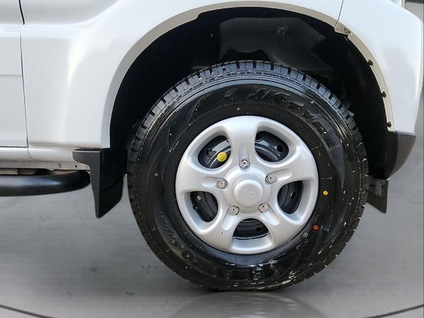 2026-Mahindra-Pik-Up-22-mHawk-S6-4x4-Single-Cab image:10