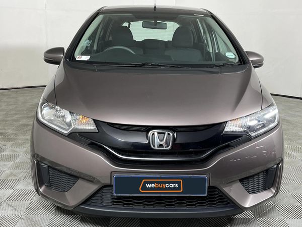2016-Honda-Jazz-12-Comfort-Auto image:14