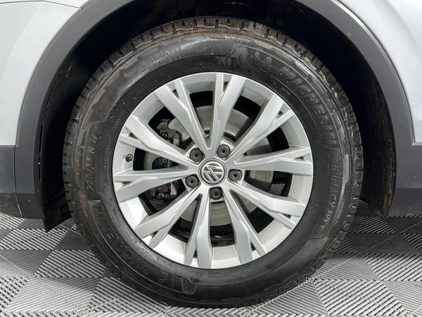 2020-Volkswagen-Tiguan-14-TSI-Trendline-Auto-110kW image:4