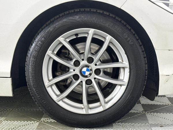 2017-BMW-1-Series-118i-5-dr-M-Sport-Auto image:4