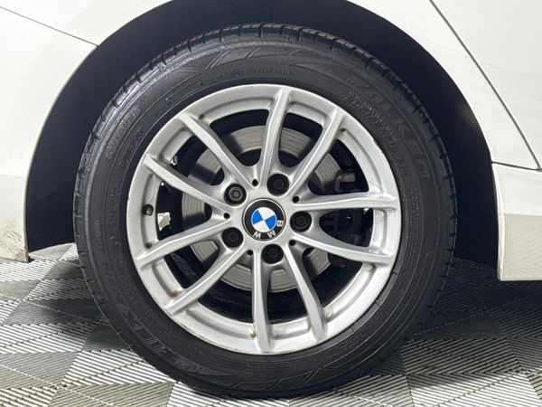 2017-BMW-1-Series-118i-5-dr-M-Sport-Auto image:6