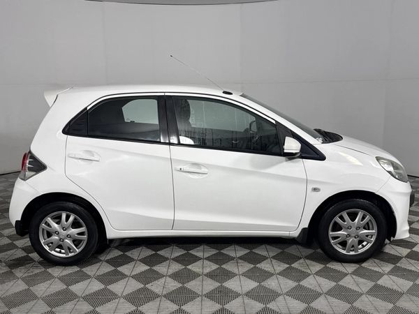 2015-Honda-Brio-12-Comfort-5-dr-Auto image:17