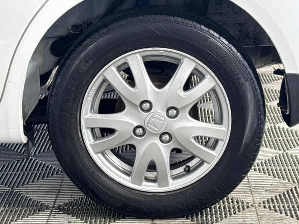 2015-Honda-Brio-12-Comfort-5-dr-Auto image:6
