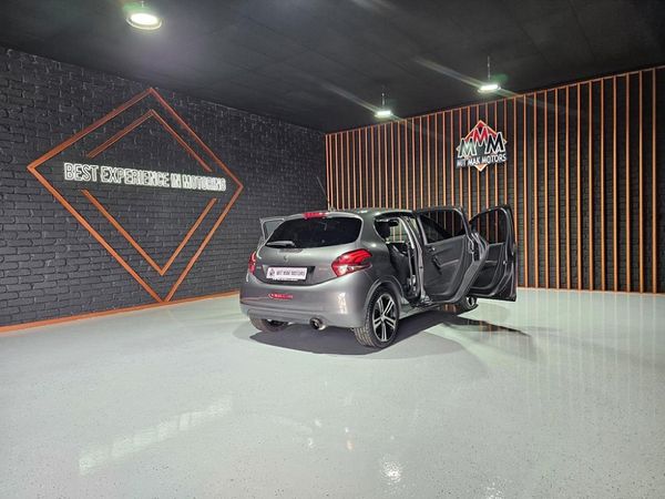 2019-Peugeot-208-12T-PureTech-GT-Line-5-dr image:25