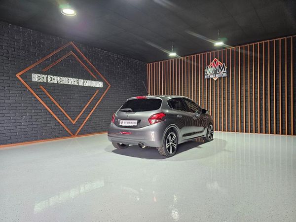 2019-Peugeot-208-12T-PureTech-GT-Line-5-dr image:26