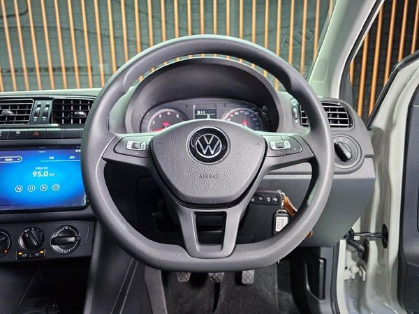 2026-Volkswagen-Polo-Vivo-14 image:9