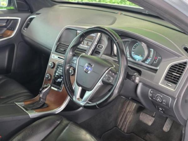 2014-Volvo-XC60-D4-Excel-Auto-Drive-E image:14