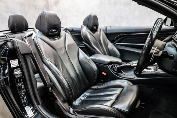 2019-BMW-M4-Convertible-Auto image:10