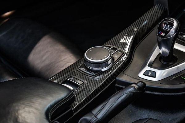 2019-BMW-M4-Convertible-Auto image:13