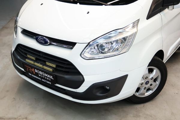 2016-Ford-Tourneo-Custom-LTD-22-TDCi-SWB-114kW image:6