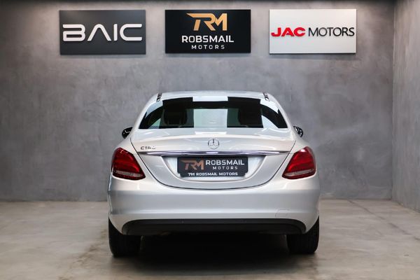 2017-Mercedes-Benz-C-Class-C-180-Auto image:3