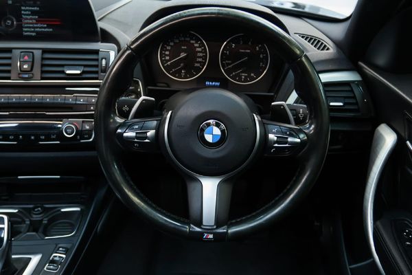2016-BMW-2-Series-M235i-Coupe-Auto image:11