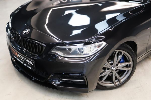 2016-BMW-2-Series-M235i-Coupe-Auto image:17