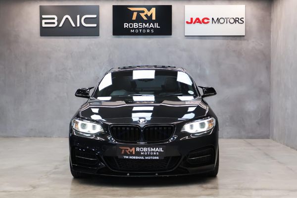 2016-BMW-2-Series-M235i-Coupe-Auto image:1
