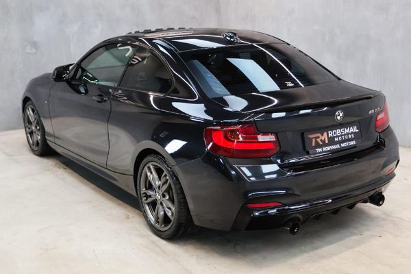 2016-BMW-2-Series-M235i-Coupe-Auto image:2