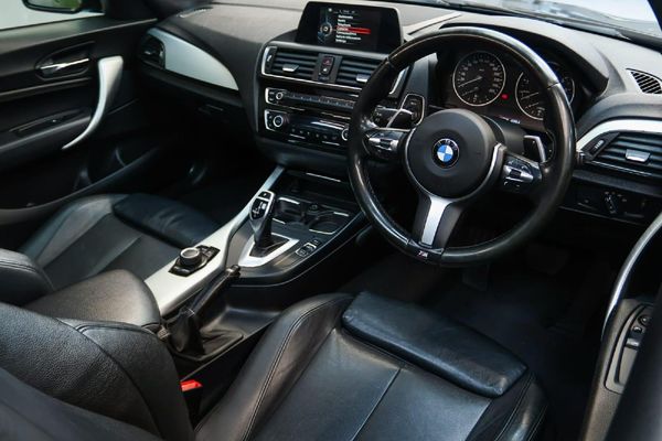 2016-BMW-2-Series-M235i-Coupe-Auto image:5