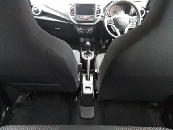 2025-Toyota-Vitz-10-XR image:16