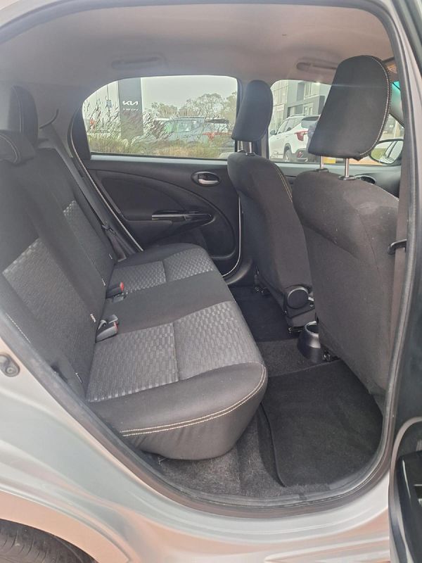 2019-Toyota-Etios-Cross-15-XS-5-dr image:11