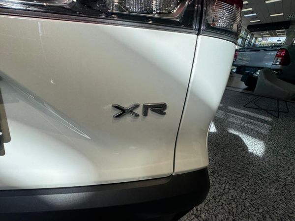 2026-Toyota-Corolla-Cross-18-XR image:9
