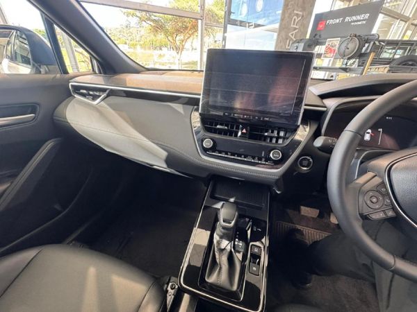 2026-Toyota-Corolla-Cross-18-XR image:22
