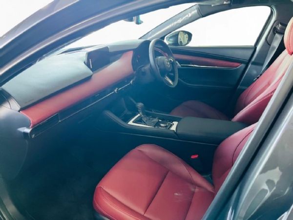 2025-Mazda-3-20-Astina-Auto-5-dr image:6